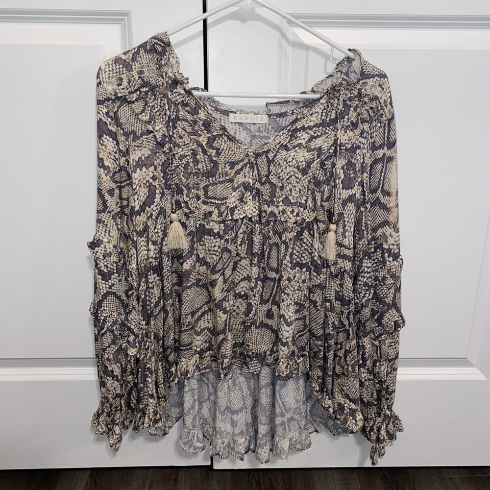 Snake print top